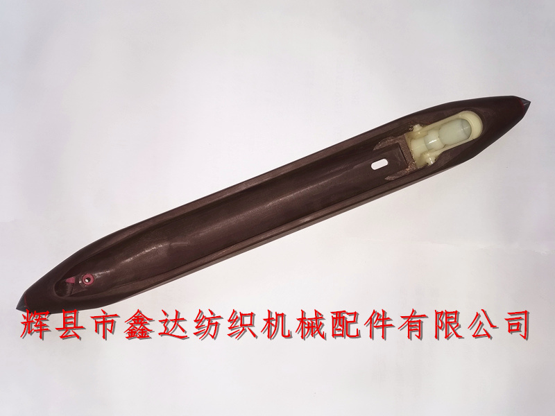 Three ceramic eyes of coreless shuttle